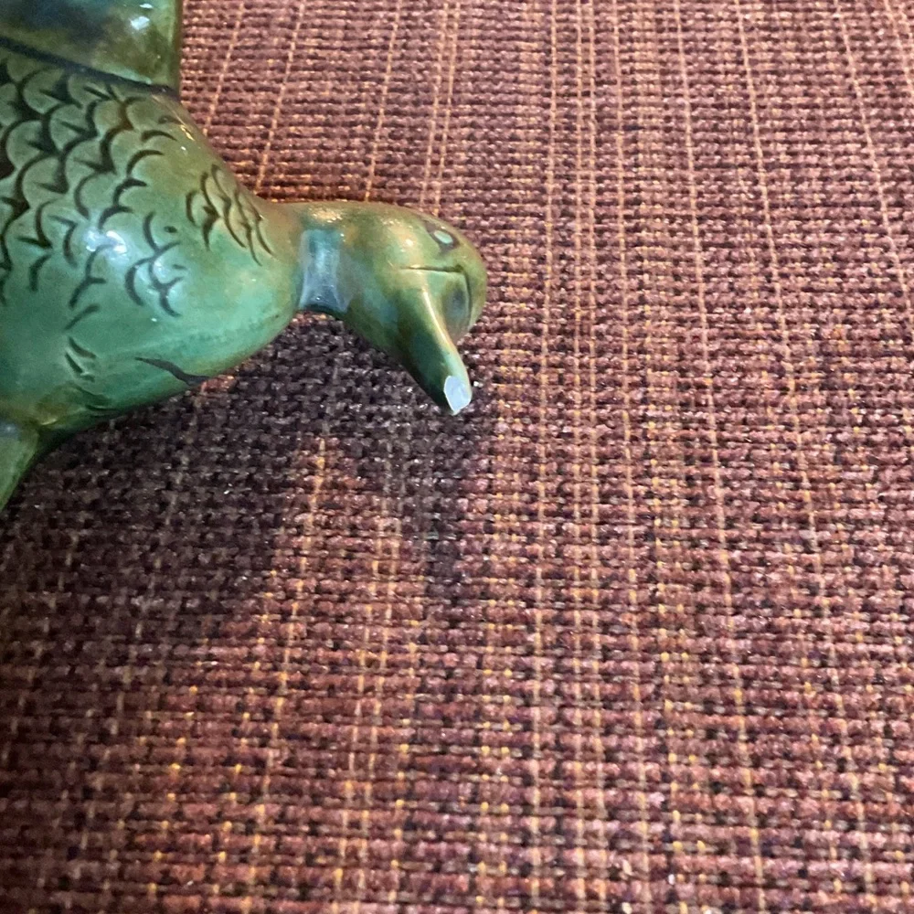 Green Bird Reptile Decor